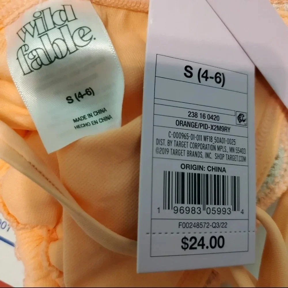 NWT Wild Fable Womens Crochet Triangle Bikini Swim Top S 4-6